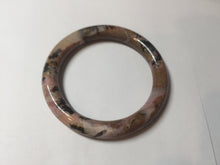 Load image into Gallery viewer, 52.8mm 100% natural fresh light pink/black round cut rose stone (Rhodonite)bangle XY104