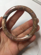 Load image into Gallery viewer, 52.8mm 100% natural fresh light pink/black round cut rose stone (Rhodonite)bangle XY104