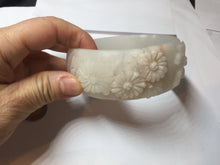 Load image into Gallery viewer, 62mm 100% natural white light Pink carved flowers Quartzite (Shetaicui jade) bangle XY114