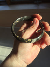 Load image into Gallery viewer, 59.5mm 100% natural black background with white/yellow/red flowers Plum blossom Jade(梅花玉) bangle SY98-5