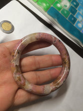 Load image into Gallery viewer, 52.3mm 100% natural pink/golden round cut rose stone (Rhodonite)bangle XY78