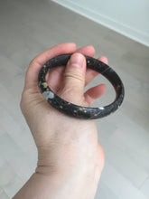 Load image into Gallery viewer, 59.5mm 100% natural black background with white/yellow/red flowers Plum blossom Jade(梅花玉) bangle SY98-5