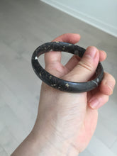 Load image into Gallery viewer, 59.5mm 100% natural black background with white/yellow/red flowers Plum blossom Jade(梅花玉) bangle SY98-5