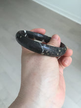 Load image into Gallery viewer, 59.5mm 100% natural black background with white/yellow/red flowers Plum blossom Jade(梅花玉) bangle SY98-5