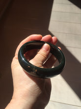 Load image into Gallery viewer, 60mm 100% Natural dark green/black meteorite Stellar Night sky broad style nephrite Jade bangle HF108-0063