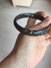 Load image into Gallery viewer, 59.5mm 100% natural black background with white/yellow/red flowers Plum blossom Jade(梅花玉) bangle SY98-6