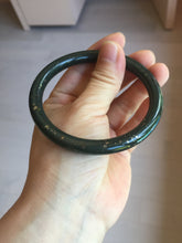 Load image into Gallery viewer, 60.8mm 100% Natural dark green/black meteorite Stellar Night sky slim round cut nephrite bangle HT118-0759