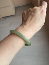 Load image into Gallery viewer, 54.3mm certificated 100% Natural green/gray 翠青 with carved peony slim nephrite Jade bangle HHE101-8780