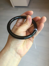 Load image into Gallery viewer, 60.7mm 100% Natural dark green/black meteorite Stellar Night sky slim round cut nephrite bangle HT111-8248