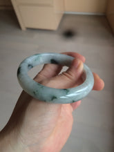 Load image into Gallery viewer, 56.6mm certified 100% natural Type A light green/white with green floating flowers oval jadeite jade bangle B91-1643