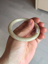 Load image into Gallery viewer, 50.5mm certified 100% natural Type A light yellow round cut jadeite jade bangle BS8-9570