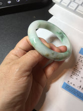 Load image into Gallery viewer, 55.8mm certified type A 100% Natural sunny green white flying flowers jadeite jade bangle AX129-5234