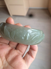 Load image into Gallery viewer, 60.8mm 100% natural dark green/gray  carved fish and lotus(年年有余) Quartzite (Shetaicui jade) bangle SY61