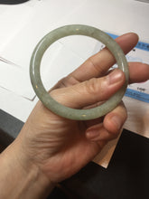 Load image into Gallery viewer, 58.6mm Certified Type A 100% Natural light green/brown round cut Jadeite Jade bangle AR109-4512
