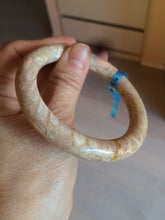 Load image into Gallery viewer, 55.6mm 100% natural beige yellow pink round cut Coral Jade (珊瑚玉) bangle SY59