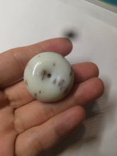 Load image into Gallery viewer, 100% Natural white beige with black/brown flying dandelions Osmanthus fragrant cheese cake nephrite Jade pendant/worry stone HT68