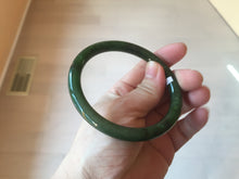 Load image into Gallery viewer, 62mm certified 100% Natural dark green/black round cut nephrite (碧玉) bangle HN17-9162