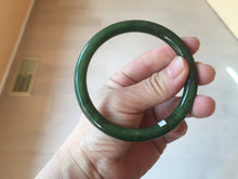 Load image into Gallery viewer, 62mm certified 100% Natural dark green/black round cut nephrite (碧玉) bangle HN17-9162
