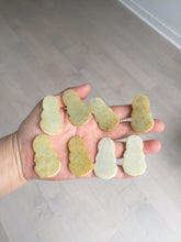 Load image into Gallery viewer, 100% natural white grade A yellow/brown/green jadeite jade Guanyin pendants AX160
