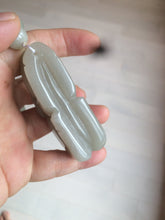 Load image into Gallery viewer, 100% Natural light green/gray/black 3D bunny Quartzite Shetaicui Jade worry stone/desk decor with chain XY94