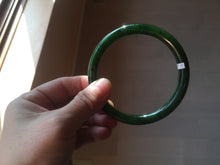 Load image into Gallery viewer, 62mm certified 100% Natural dark green/black round cut nephrite (碧玉) bangle HN16-9150