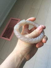 Load image into Gallery viewer, 60.5mm 100% natural light pink Quartzite (Shetaicui jade) carved Bow knot and twist style bangle XY110