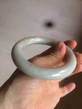Load image into Gallery viewer, 56.4mm 100% Natural white/beige with floating dandelions chubby round cut nephrite jade bangle HT91