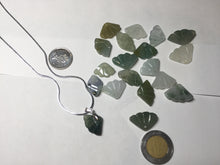 Load image into Gallery viewer, 18x11mm Type A 100% icy watery natural green blue purple white seashell/wing jadeite Jade Pendant necklace group F156