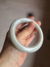 Load image into Gallery viewer, 56.4mm 100% Natural white/beige with floating dandelions chubby round cut nephrite jade bangle HT91