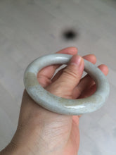 Load image into Gallery viewer, 56.4mm 100% Natural white/beige with floating dandelions chubby round cut nephrite jade bangle HT91