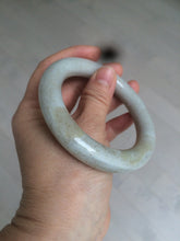 Load image into Gallery viewer, 56.4mm 100% Natural white/beige with floating dandelions chubby round cut nephrite jade bangle HT91
