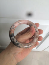 Load image into Gallery viewer, 54.9mm 100% natural red/pink/black chubby round cut rose stone (Rhodonite) bangle XY84