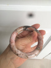 Load image into Gallery viewer, 54.9mm 100% natural red/pink/black chubby round cut rose stone (Rhodonite) bangle XY84
