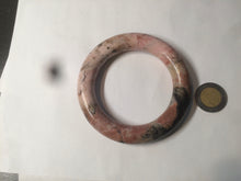 Load image into Gallery viewer, 54.9mm 100% natural red/pink/black chubby round cut rose stone (Rhodonite) bangle XY84