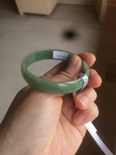 Load image into Gallery viewer, 51.6mm certified Type A 100% Natural oily dark green  thin style Jadeite jade bangle AM72-2823