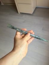 Load image into Gallery viewer, 22cm 100% Natural light green black Xiu Jade Serpentine vantage fish square style hairpin AW21