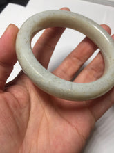 Load image into Gallery viewer, 54.6mm 100% Natural white/beige with floating dandelions nephrite jade bangle HT99