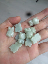 Load image into Gallery viewer, Type A 100% Natural light green jadeite jade cat kitty pendant BG43