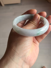 Load image into Gallery viewer, 55.4mm certified Type A 100% Natural light purple with green floating flowers Jadeite Jade bangle AU11-1260