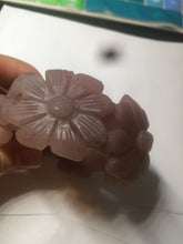 Load image into Gallery viewer, 54mm 100% natural light red/purple/white Quartzite (Shetaicui jade) carved galsang flower(格桑花) bangle XY96