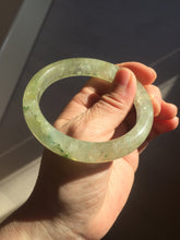 Load image into Gallery viewer, 58.8mm 100% natural fresh icy green mica bangle SY75