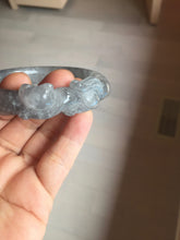 Load image into Gallery viewer, 60.8mm 100% natural black white (水墨) Quartzite (Shetaicui jade) 3D carved Cat bangle SY125