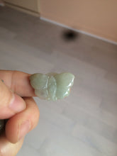 Load image into Gallery viewer, 100% Natural light green 3D Jadeite Jade butterfly pendant KS99