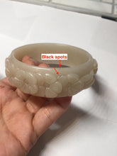 Load image into Gallery viewer, 61mm 100% natural light pink beige white Quartzite (Shetaicui jade) carved flowers bangle XY113