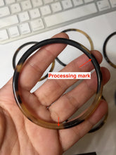 Load image into Gallery viewer, 60-62mm 100% Natural black brown beige slim Buffalo Horn bangle group CB54