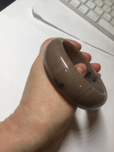 Load image into Gallery viewer, 60mm 100% natural chocolate milk color with flying leaf morning in the country chubby Quartzite (Shetaicui jade) bangle AW5