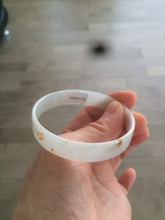 Load image into Gallery viewer, 51.5mm certified Type A 100% Natural white with yellow floating flowers thin jadeite jade bangle R83-4972