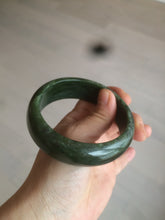 Load image into Gallery viewer, 60.5mm 100% Natural dark green/black nephrite Jade(碧玉)  bangle HF17