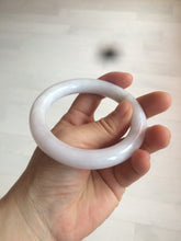 Load image into Gallery viewer, 55mm 100% natural Type A light purple/white round cut jadeite jade bangle Z109