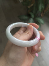 Load image into Gallery viewer, 55mm Certified type A 100% Natural light green/white Jadeite bangle AE38-9280